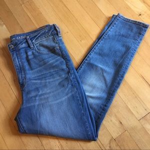 American Eagle Stretchy Super-high rise Jeans